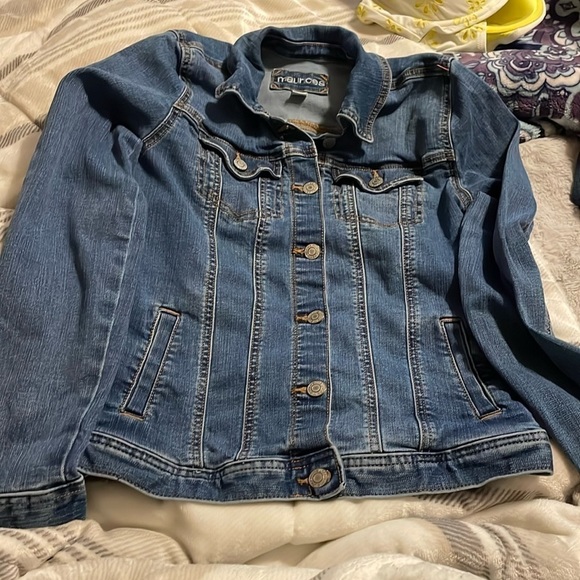 Maurice’s Medium Wash Button Up Denim Jacket Sz XS Retro‎ Y2K Western Basic - Picture 1 of 5